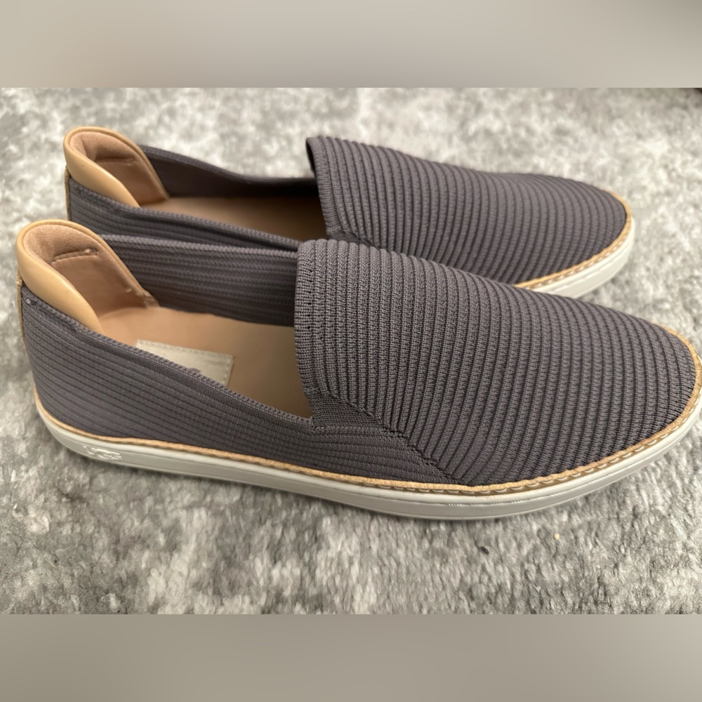UGG Alameda Sammy Slip-On Flats Charcoal